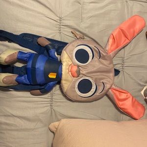 Judy Hopps back pack